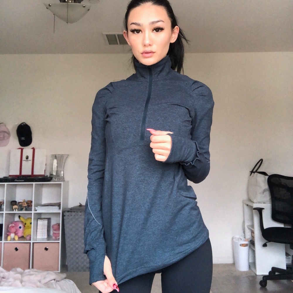 Lululemon’s - Top - Ruffle ~ rare ~